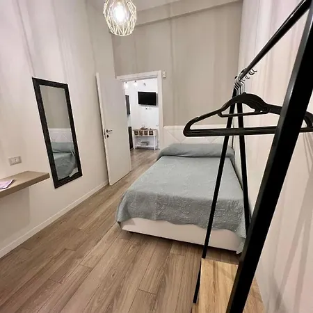 Venezia16home Apartamento *